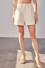 FRONT PLEATS SHORTS